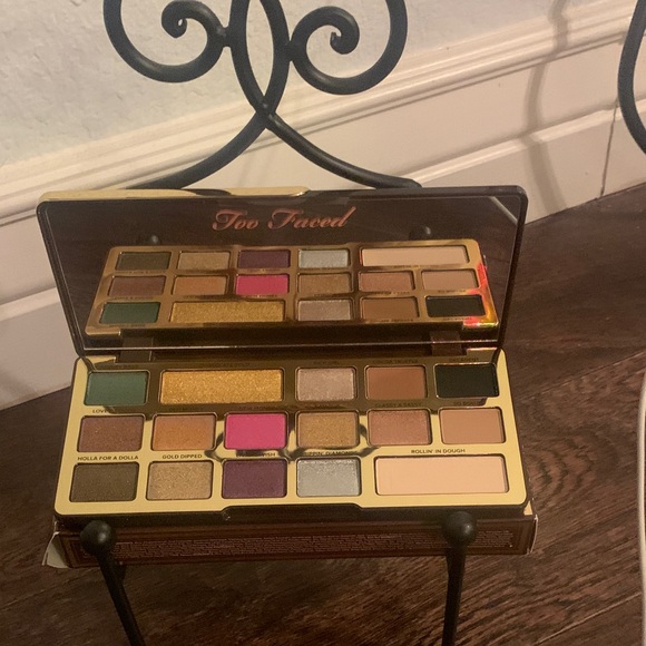 Too Faced Chocolate Gold Eyeshadow Palette BNIB - RETIRED NEVER SWATCHED - Picture 4 of 6